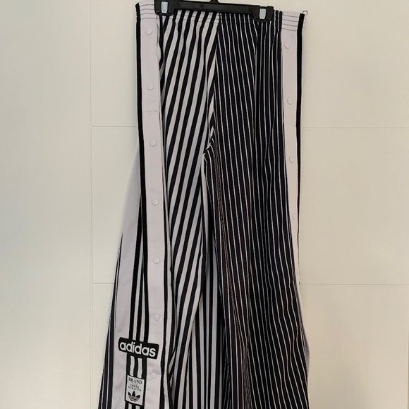 ADIDAS ORIGINALS WIDE LEGGED BLACK WHITE PANTS - Picture 5 of 5